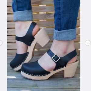 SIZE 40-LOTTA FROM STOCKHOLM HIGHWOOD CLOGS